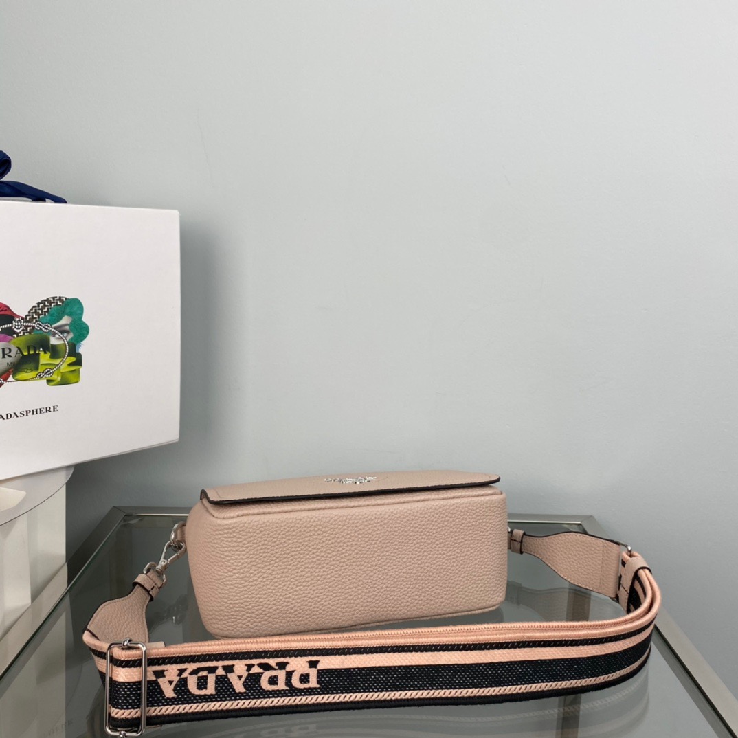 P*rada Bag Top Quality