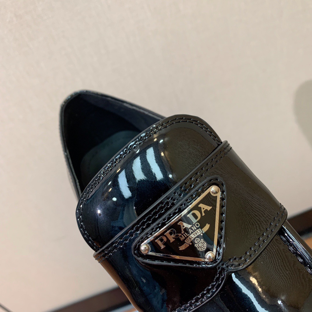 Women P*rada Top Sneaker