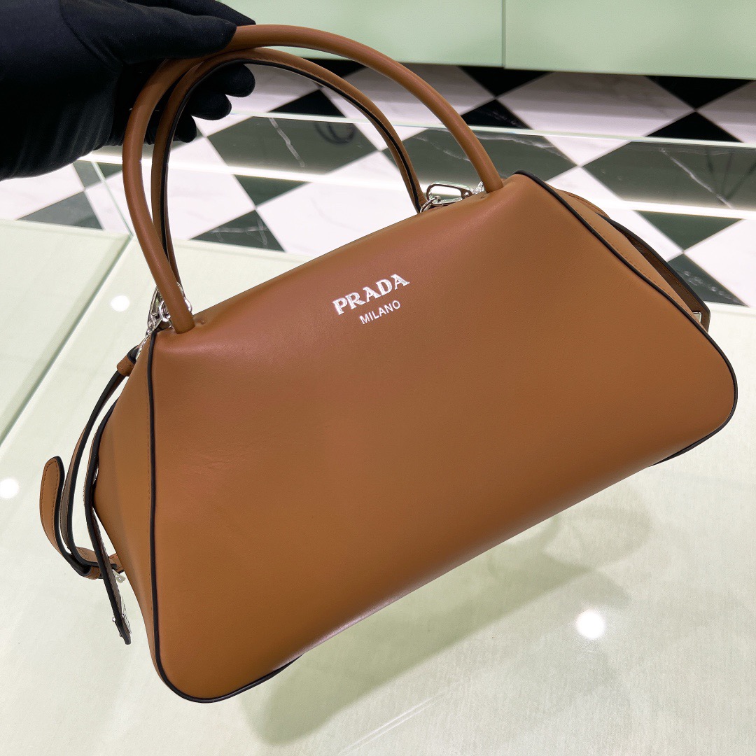 P*rada Bag Top Quality
