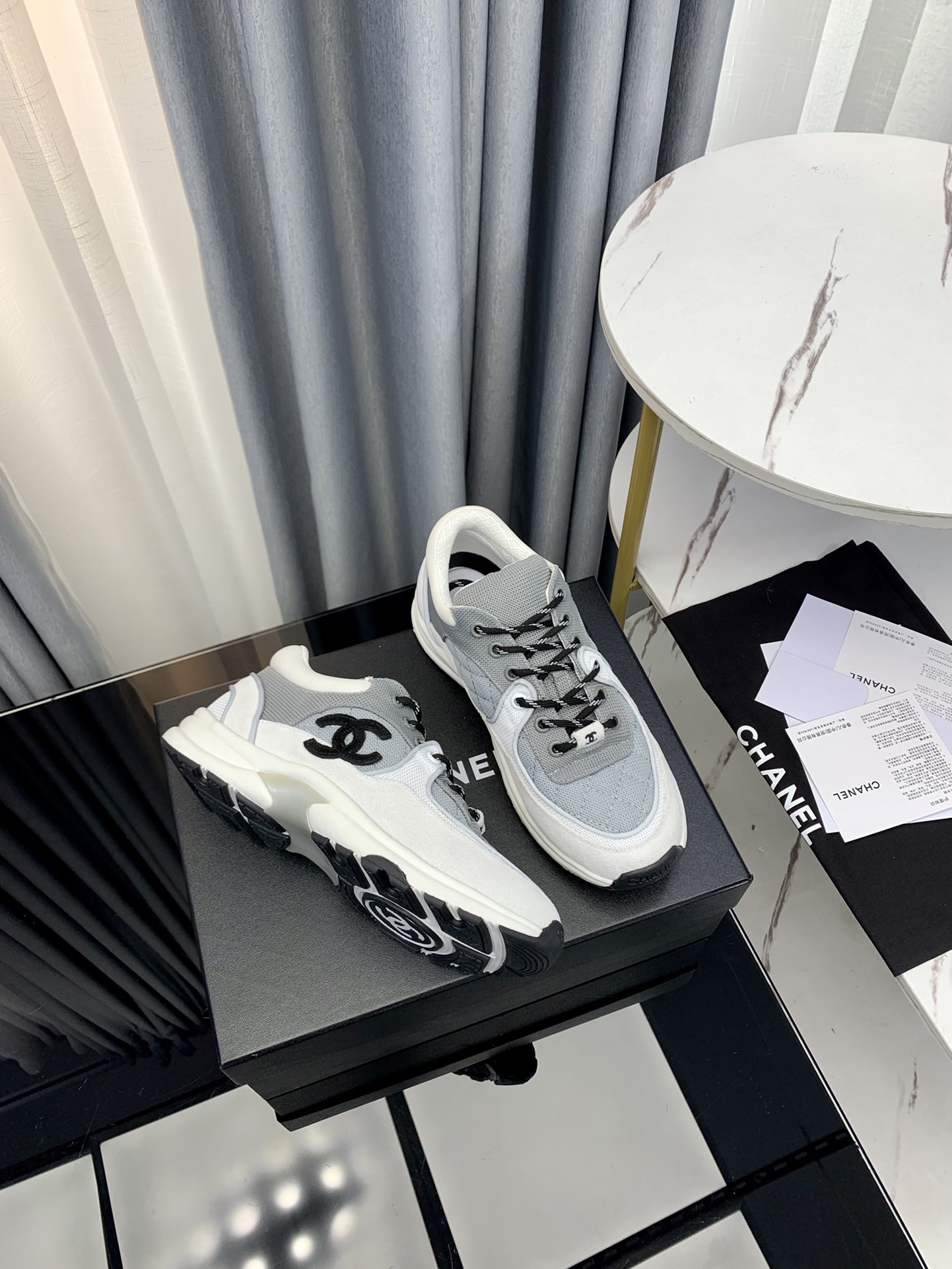 Men Women C*hanel Top Sneaker