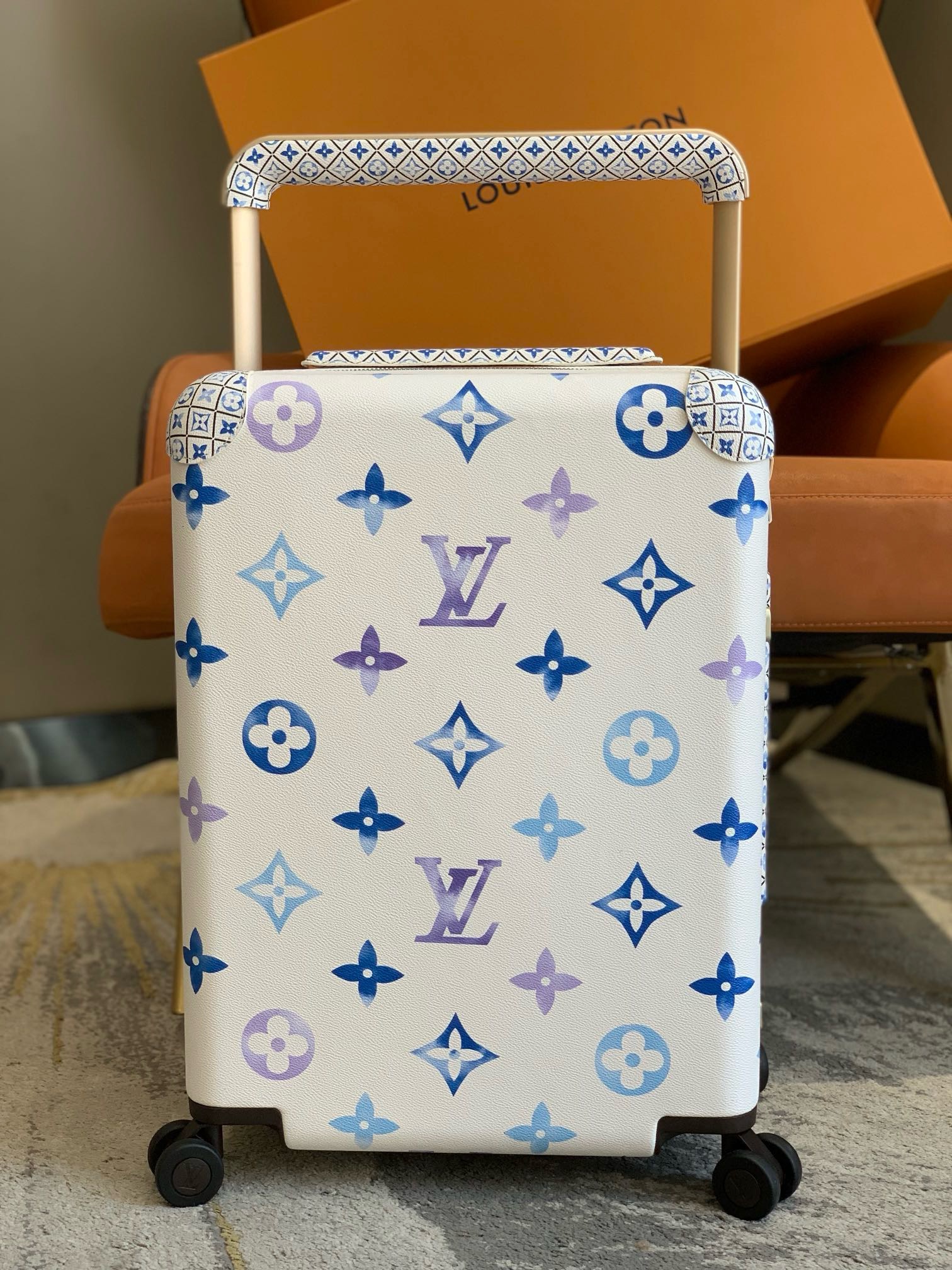L*ouis V*uitton Luggage