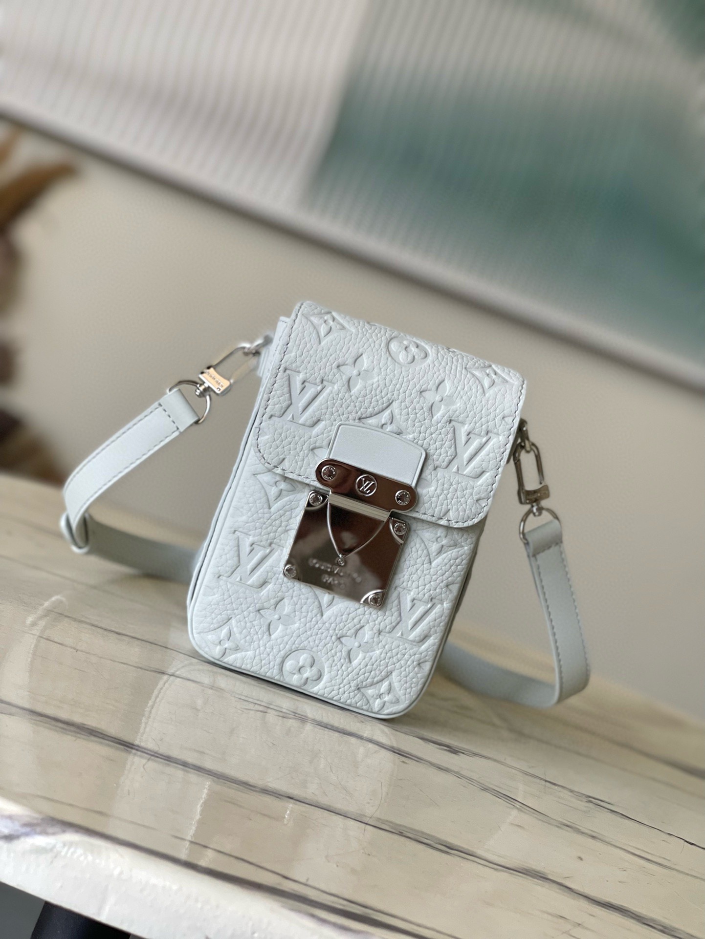 L*ouis V*uitton Top Bag