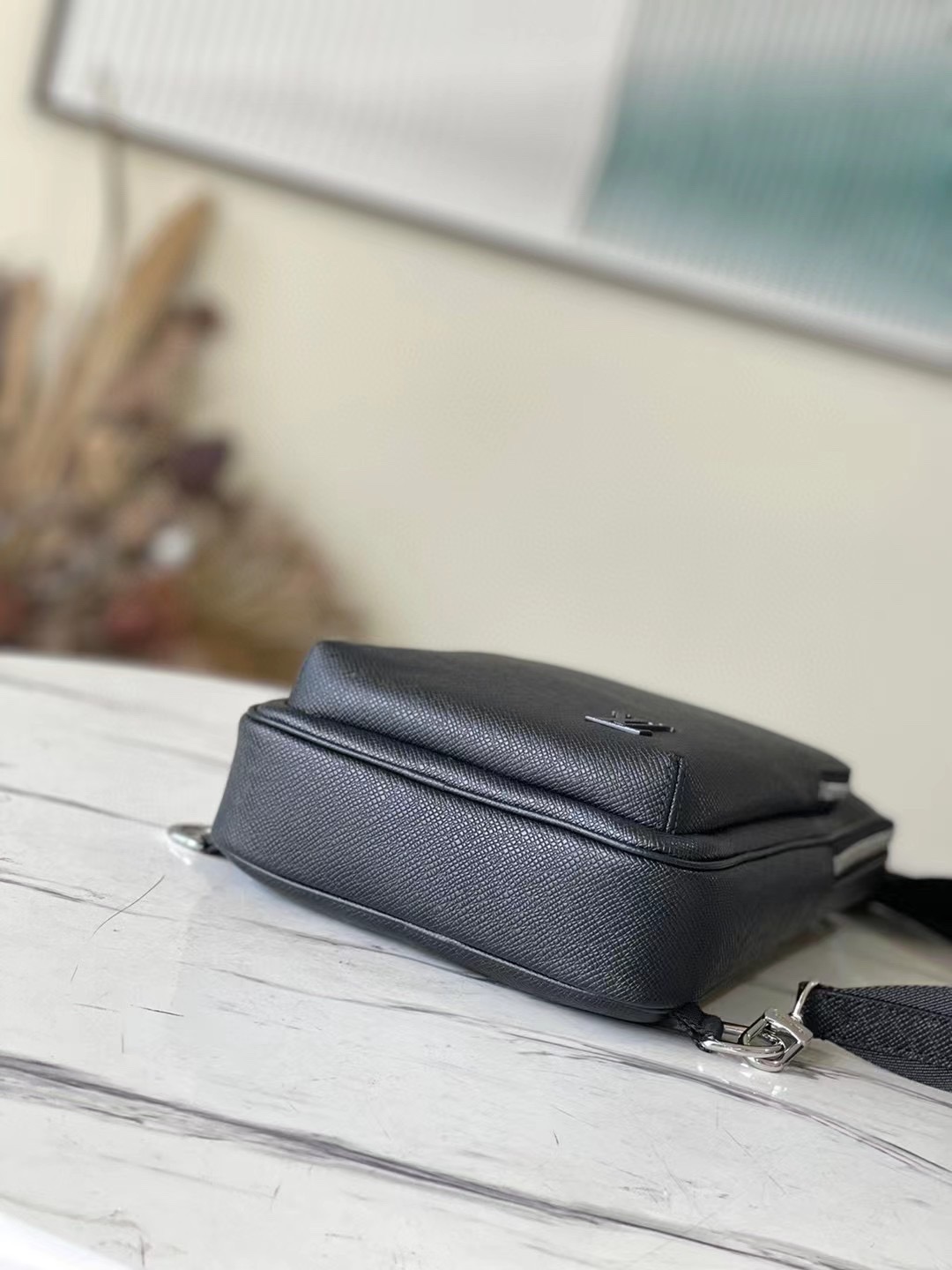 L*ouis V*uitton Top Bag