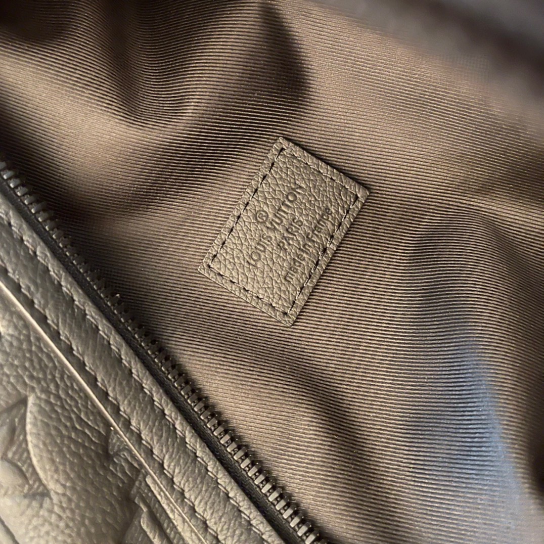 L*ouis V*uitton Top Bag