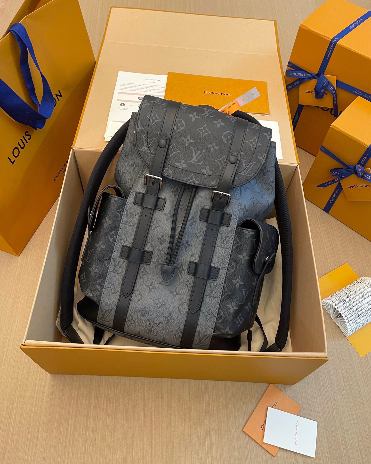 L*ouis V*uitton Top Bag