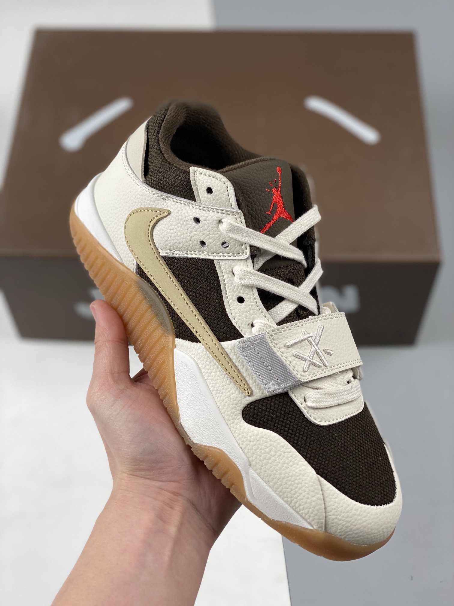 Nike Air Jordan cut the check aj