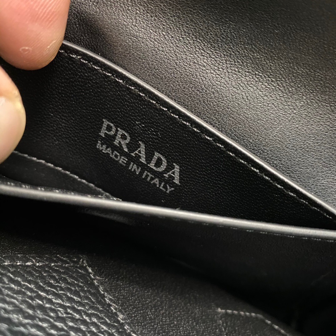 P*rada Bag Top Quality