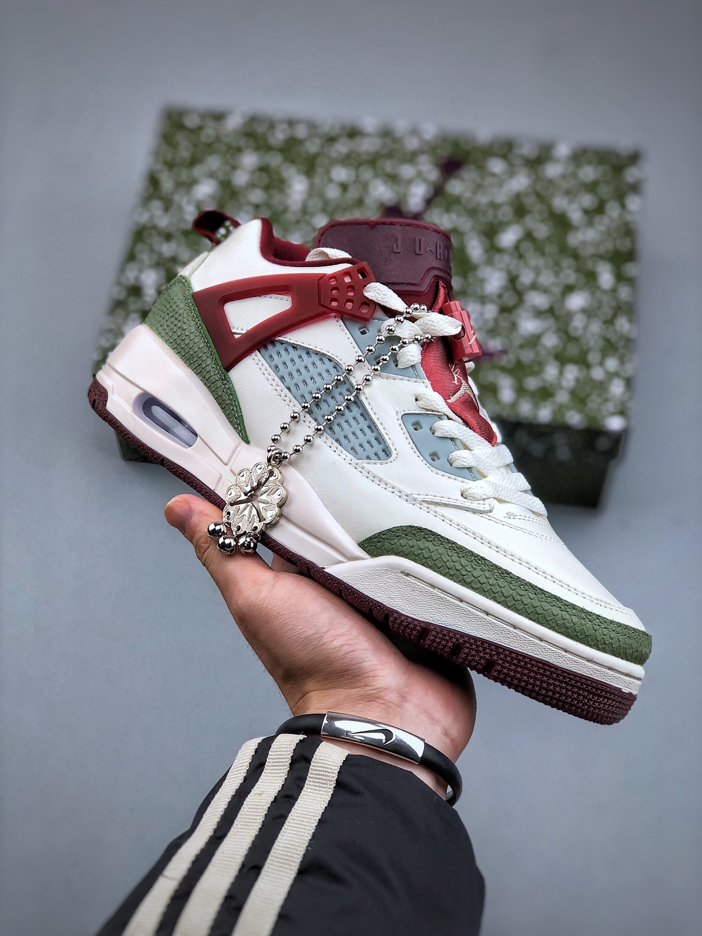 Nike Air Jordan spisike low aj