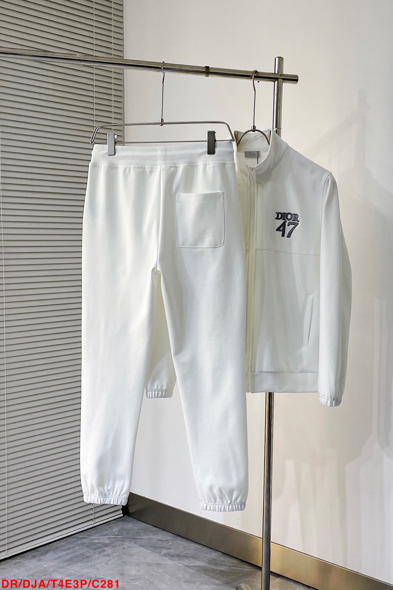 Men suits Top Quality