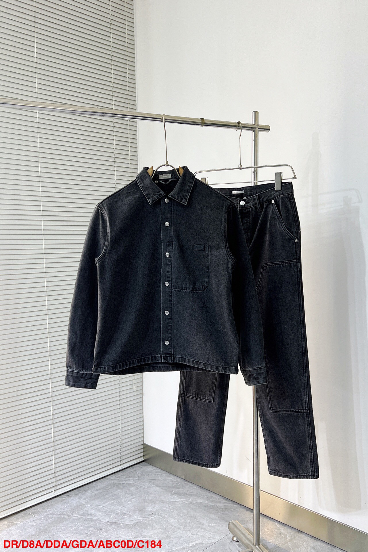 Men suits Top Quality