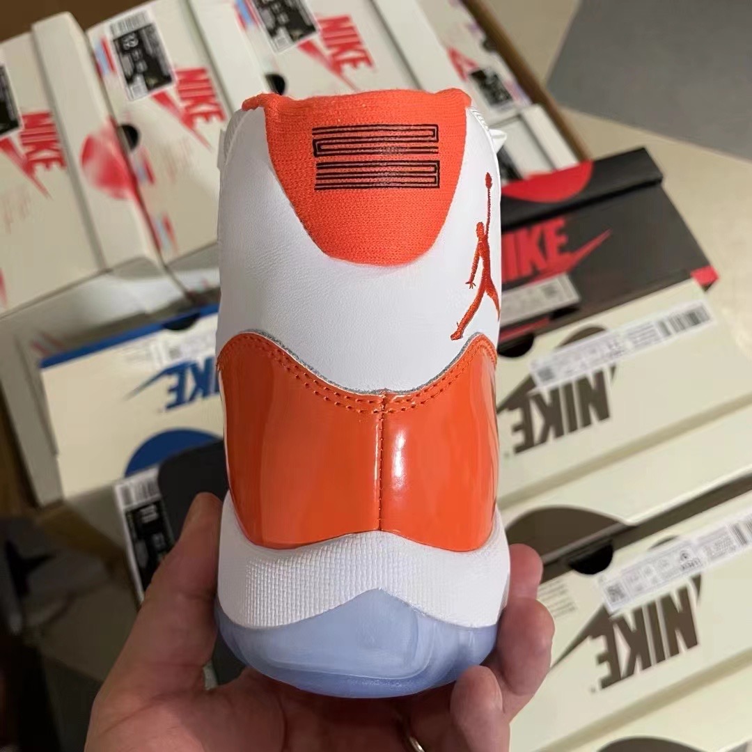 NIKE Air Jordan 11（）