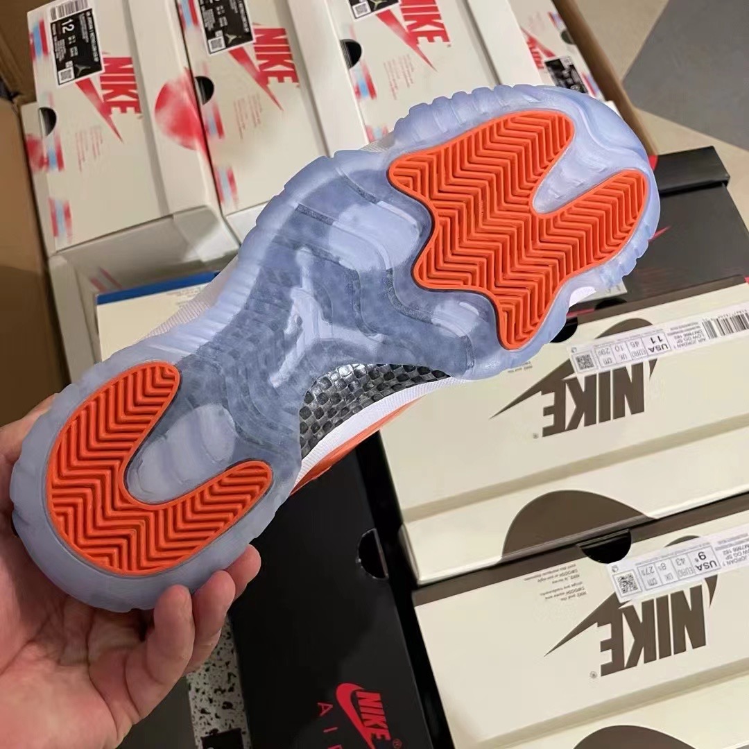 NIKE Air Jordan 11（）