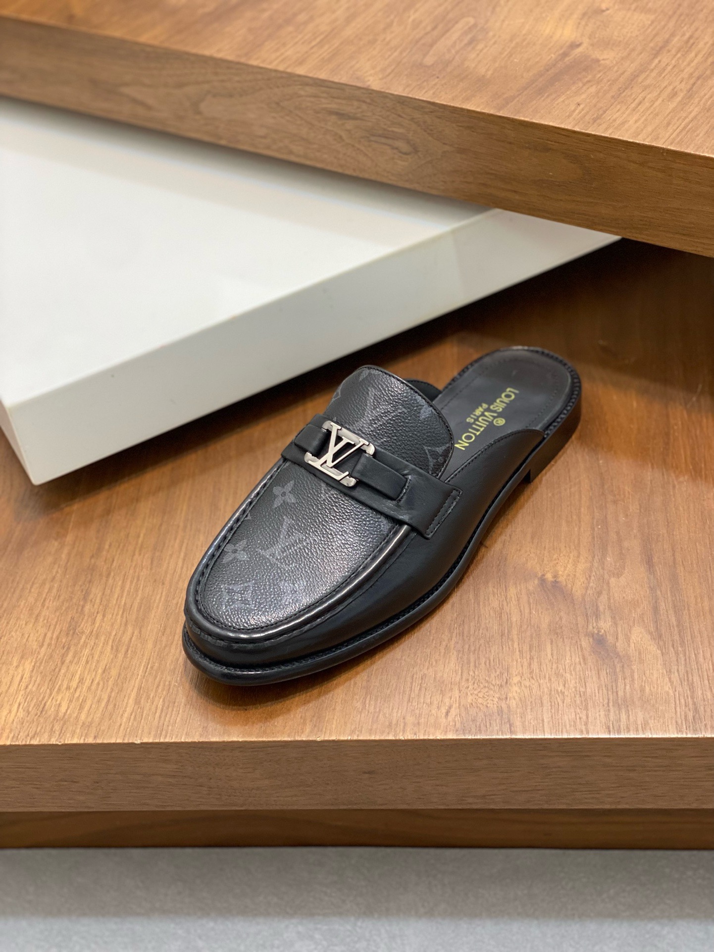 Men L*ouis V*uitton Top Slippers