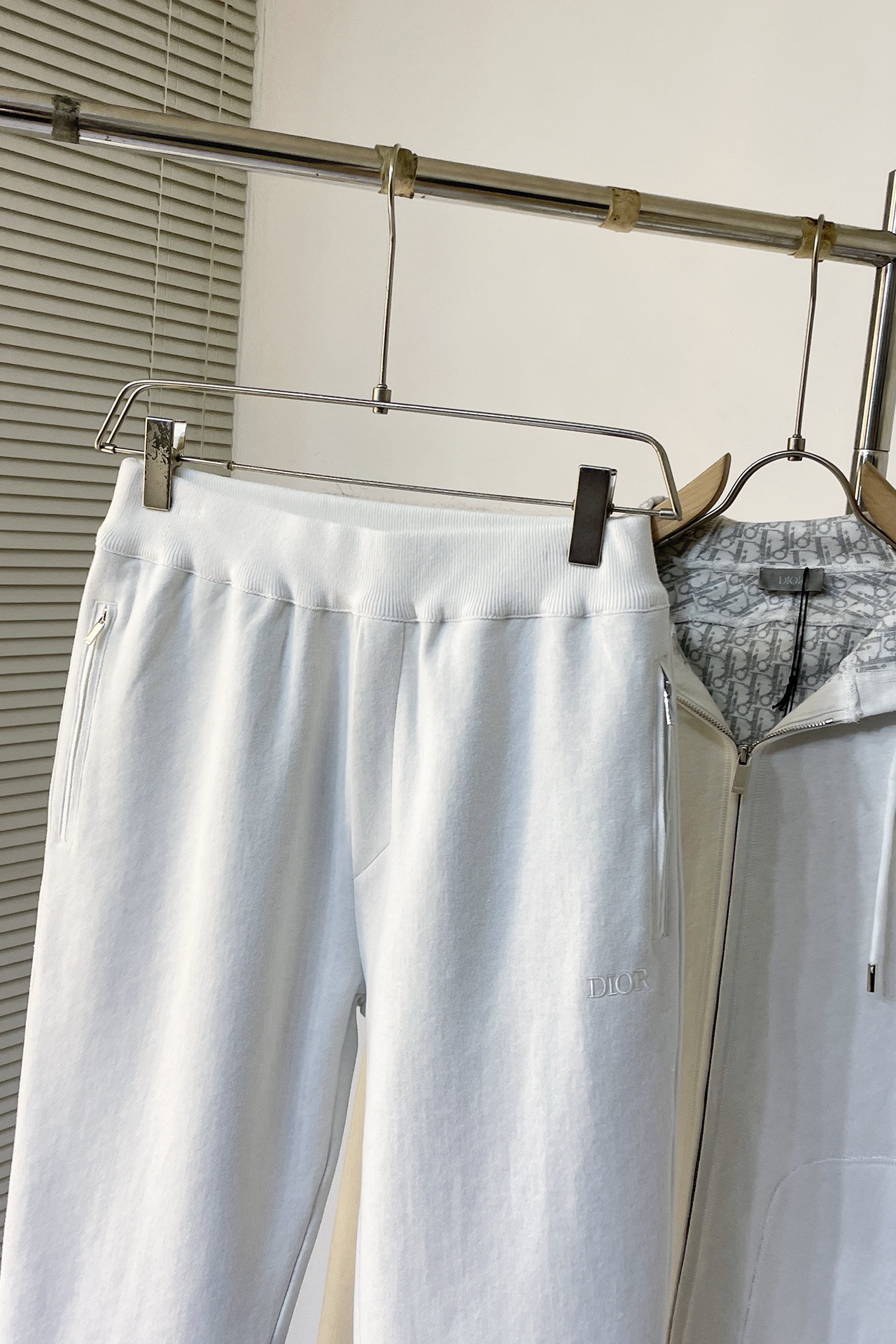 Men suits Top Quality