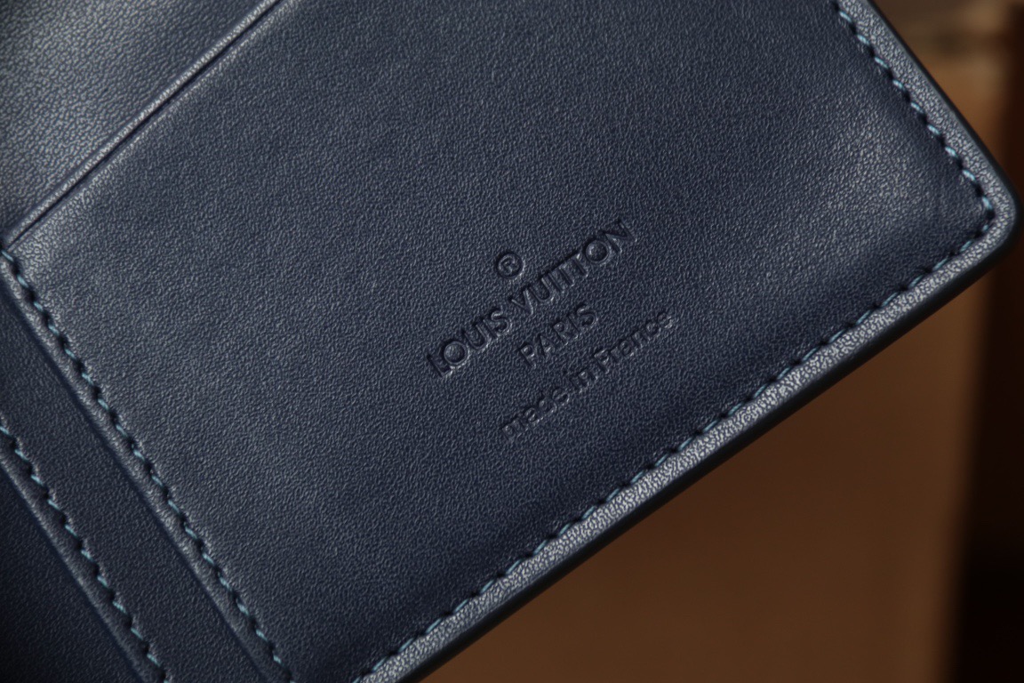 L*ouis V*uitton Top Bag