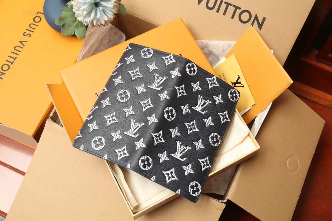 L*ouis V*uitton Top Bag