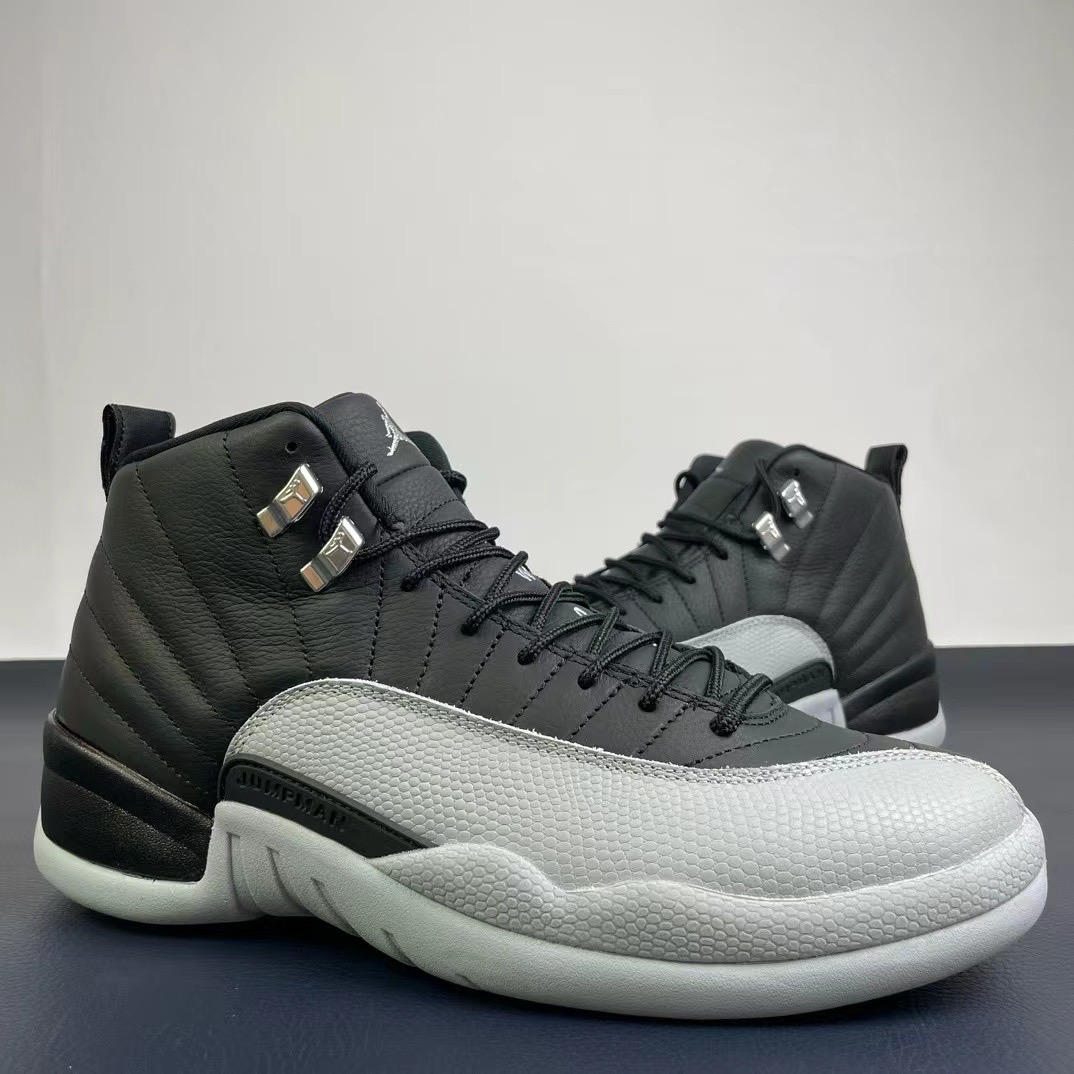 Air Jordan 12