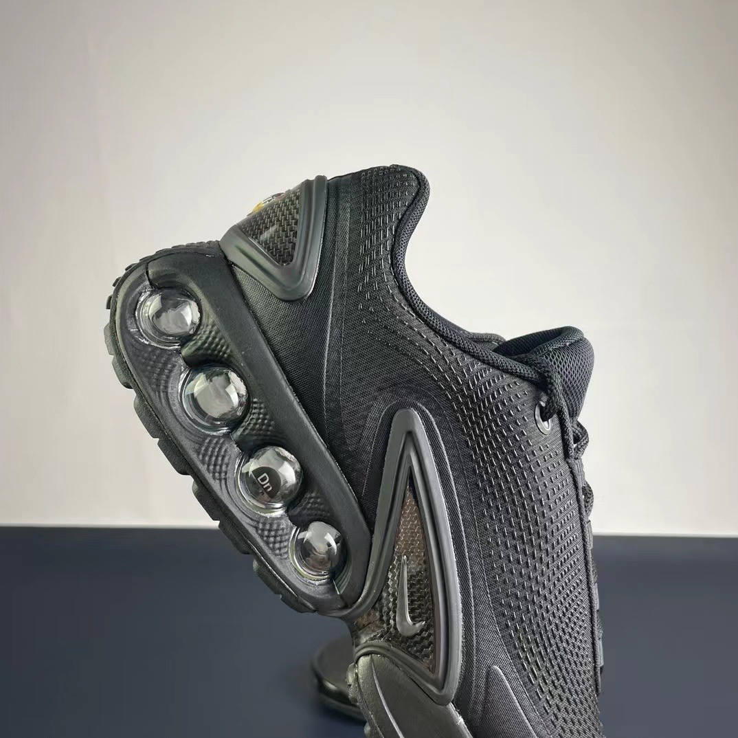 Nike Air Max Dn+LW ）