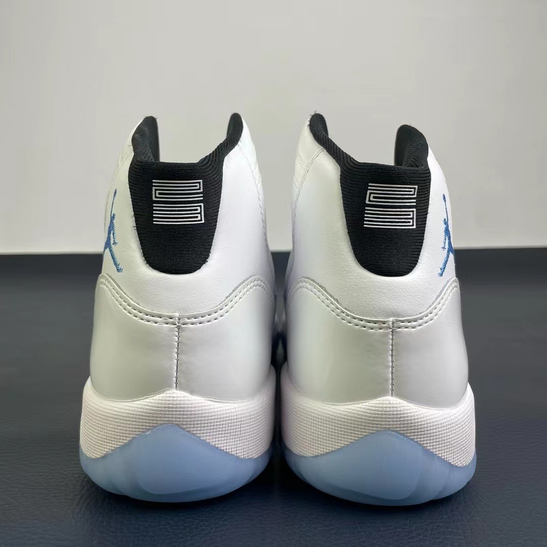 NIKE Air Jordan 11（）