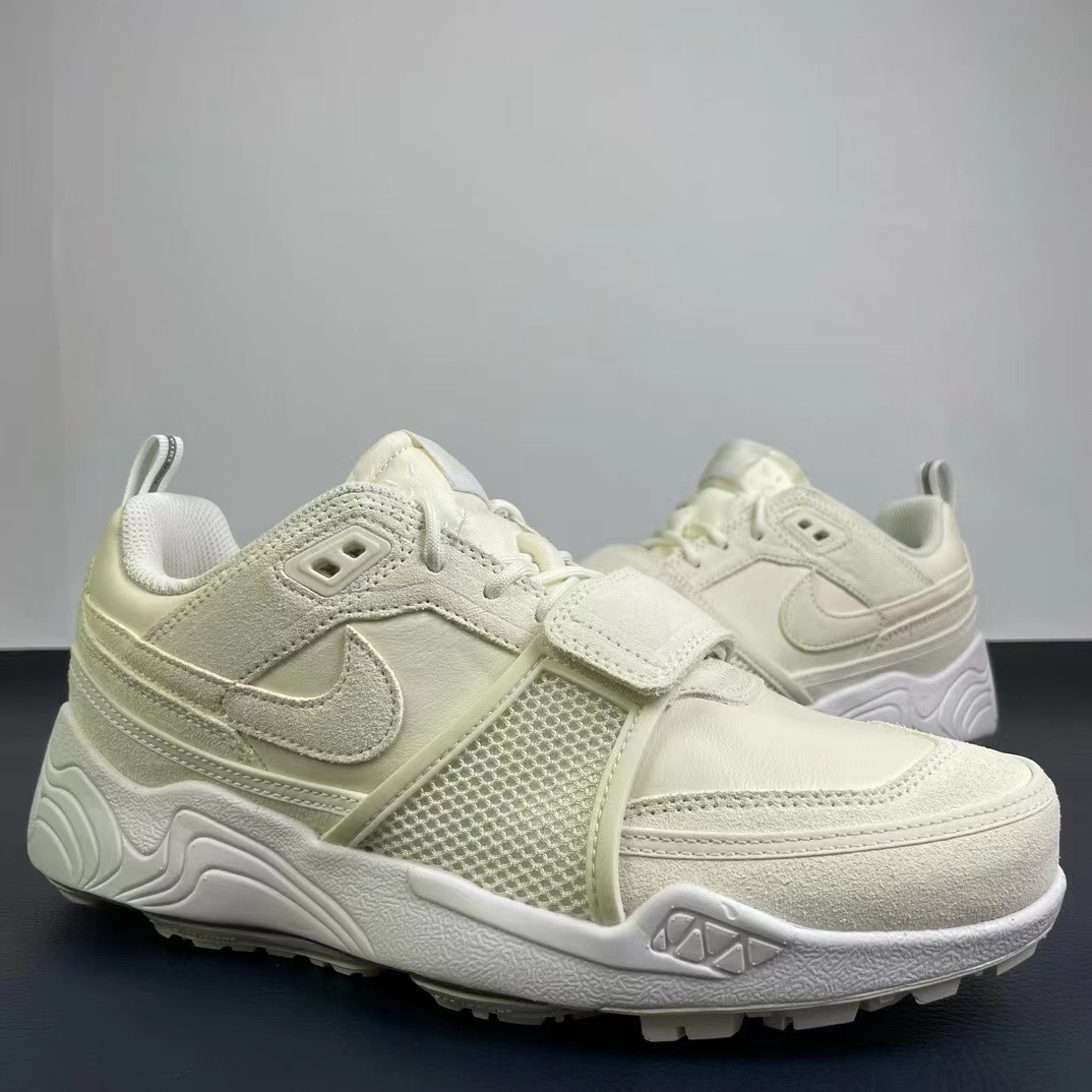 T*ravis Scott+ Nike -A-don