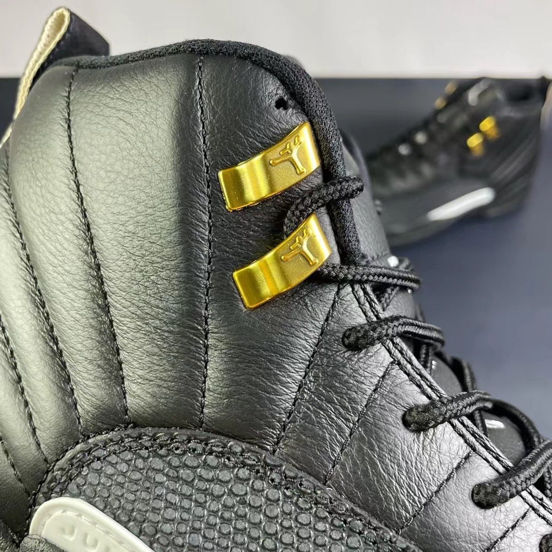 Air Jordan 12