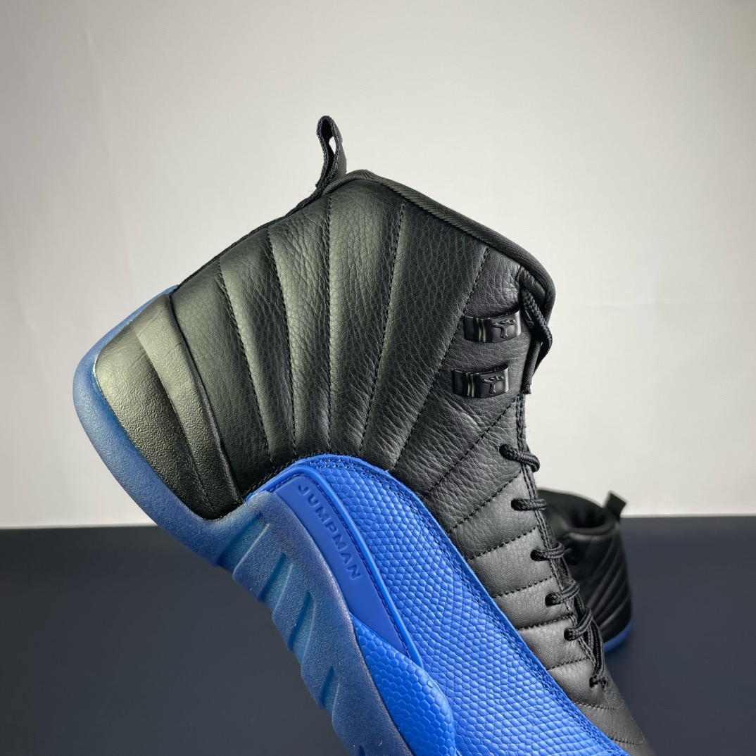 Air Jordan 12