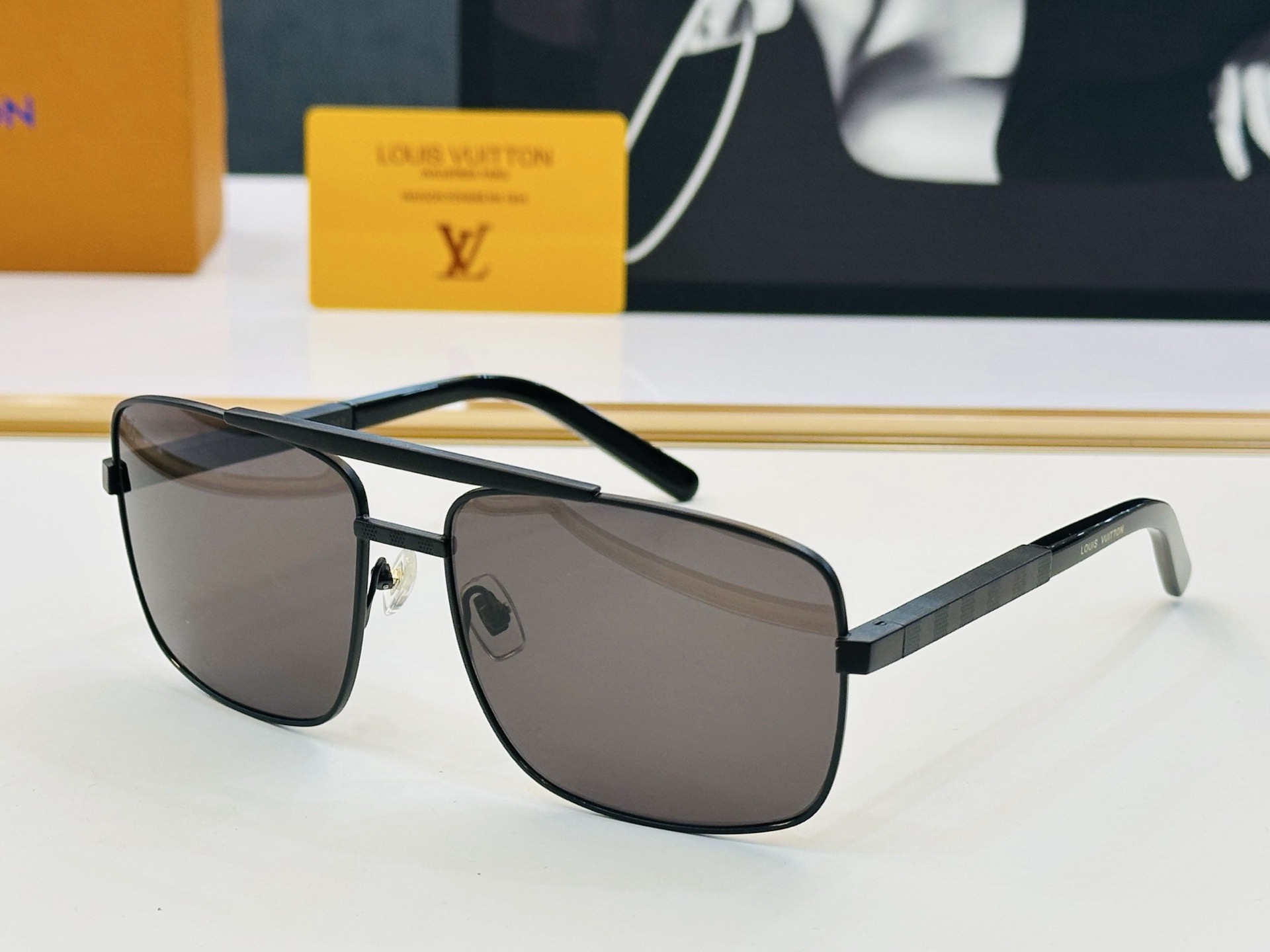 Top Quality L*ouis V*uitton Glasses