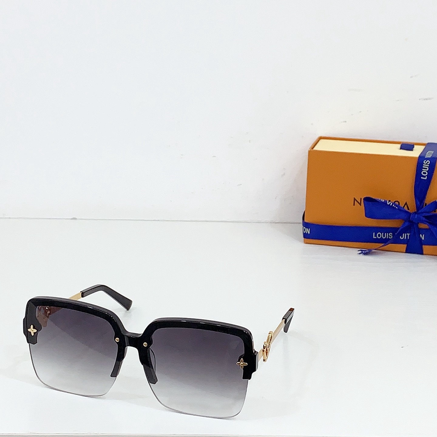 Top Quality L*ouis V*uitton Glasses