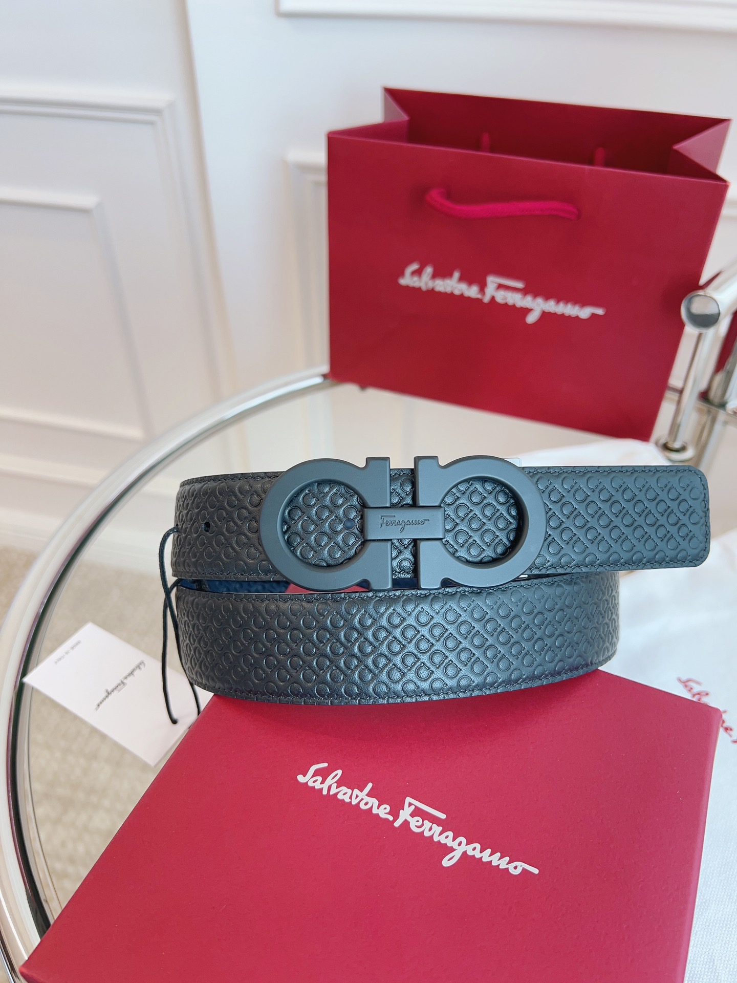 F*erragamo Top Version