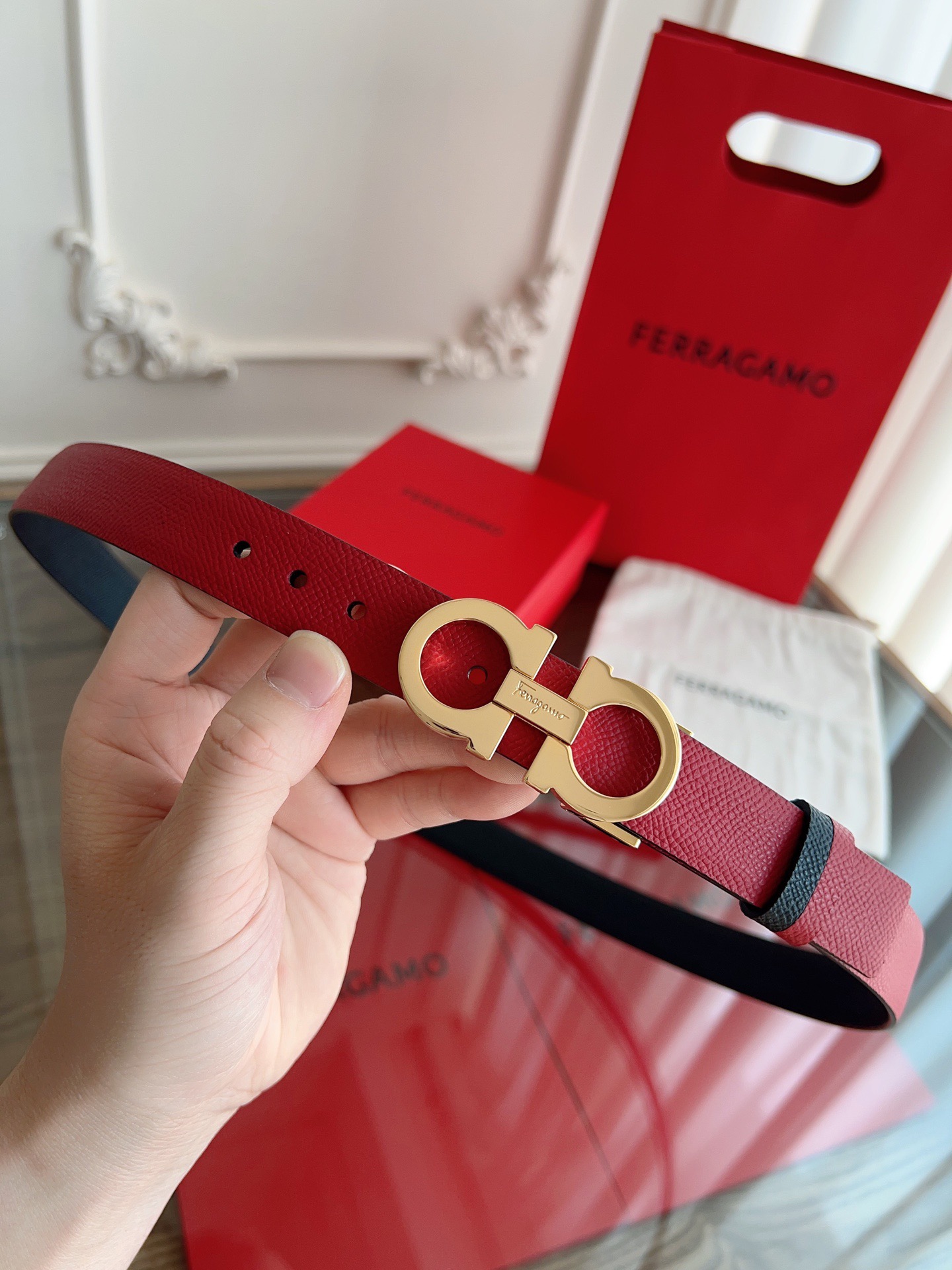 F*erragamo Top Version