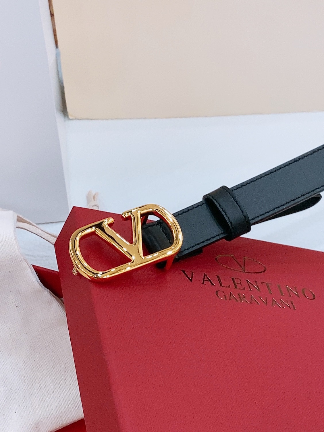 V*alentino Belts Top Quality