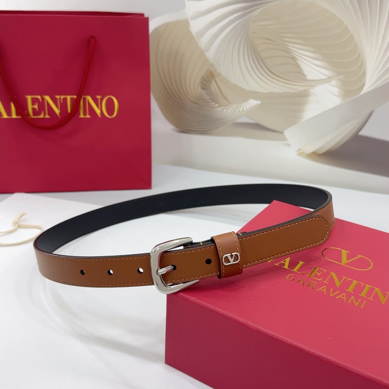 V*alentino Belts Top Quality