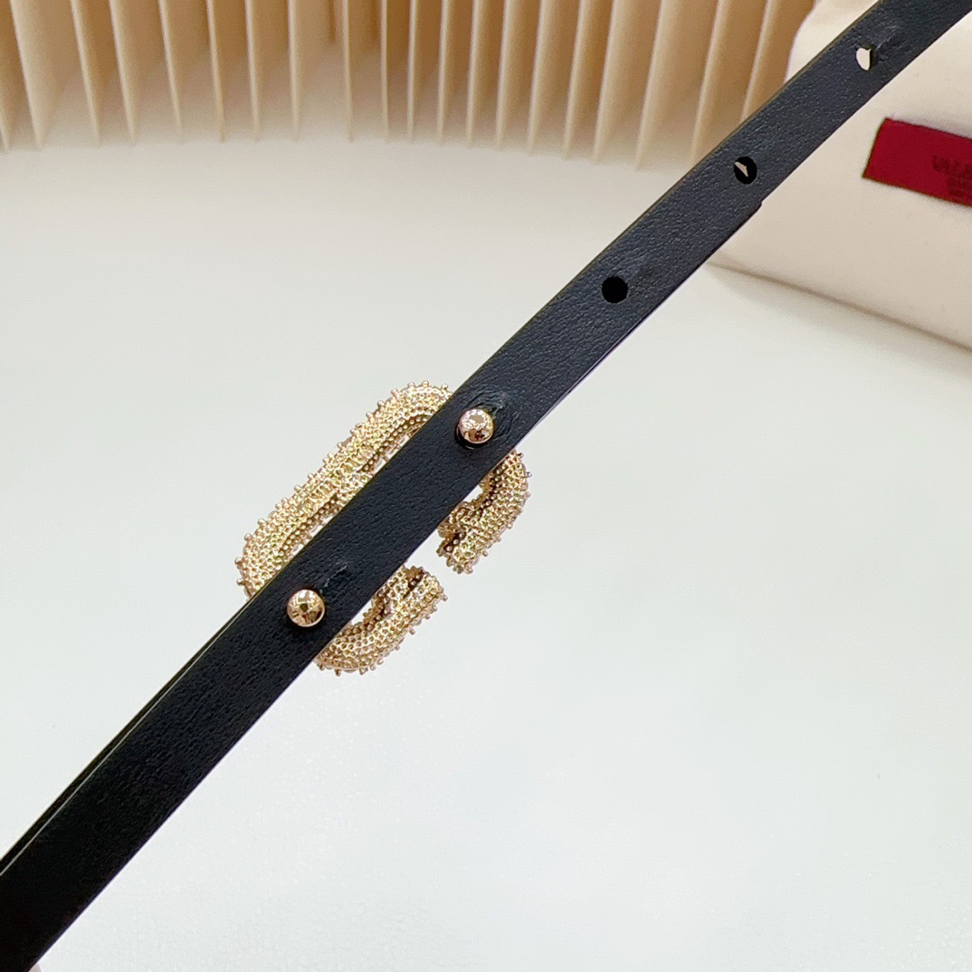 V*alentino Belts Top Quality