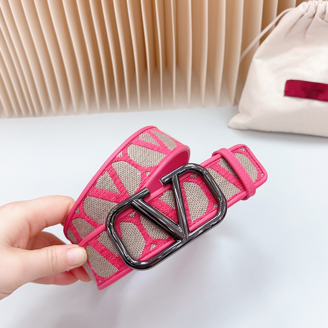 V*alentino Belts Top Quality