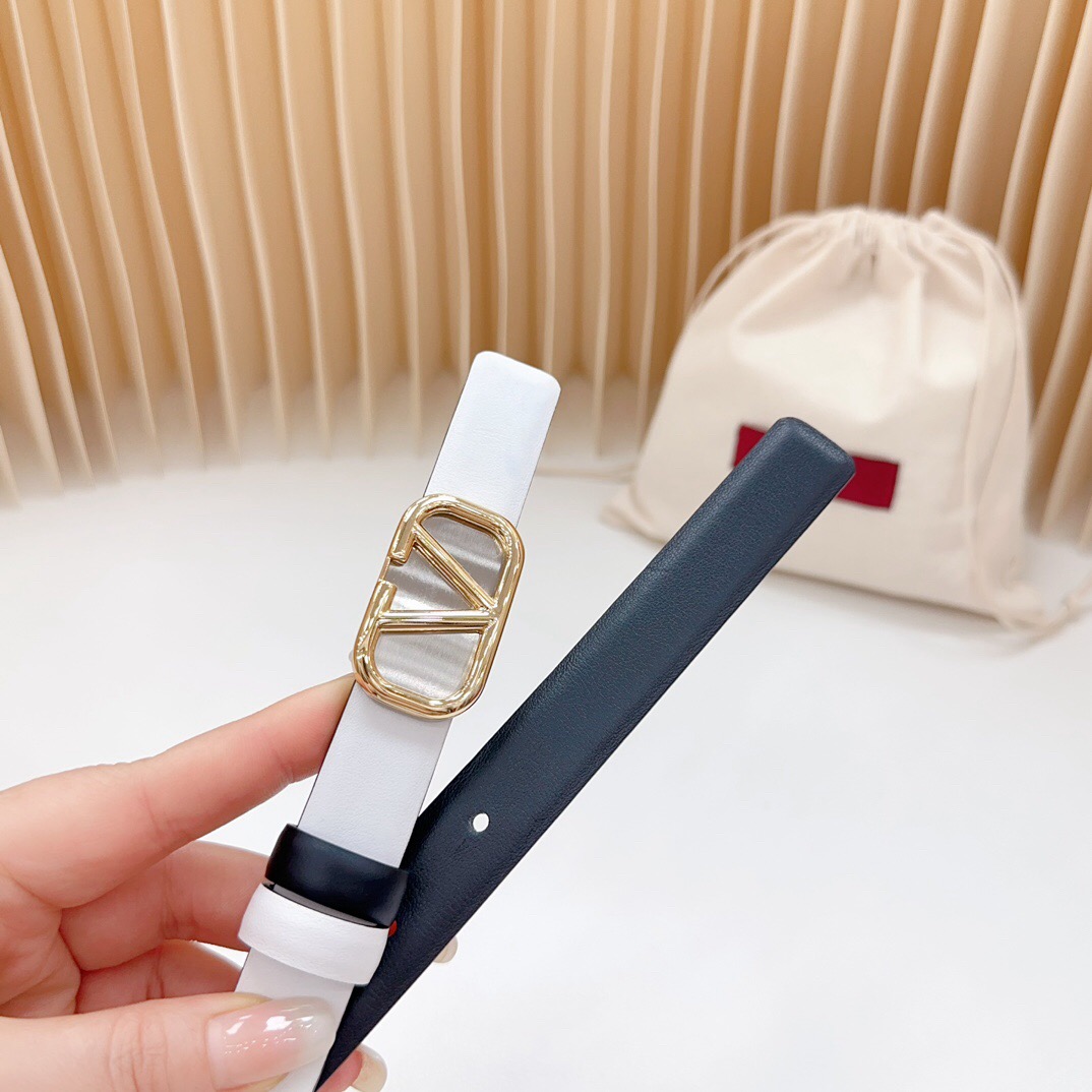 V*alentino Belts Top Quality