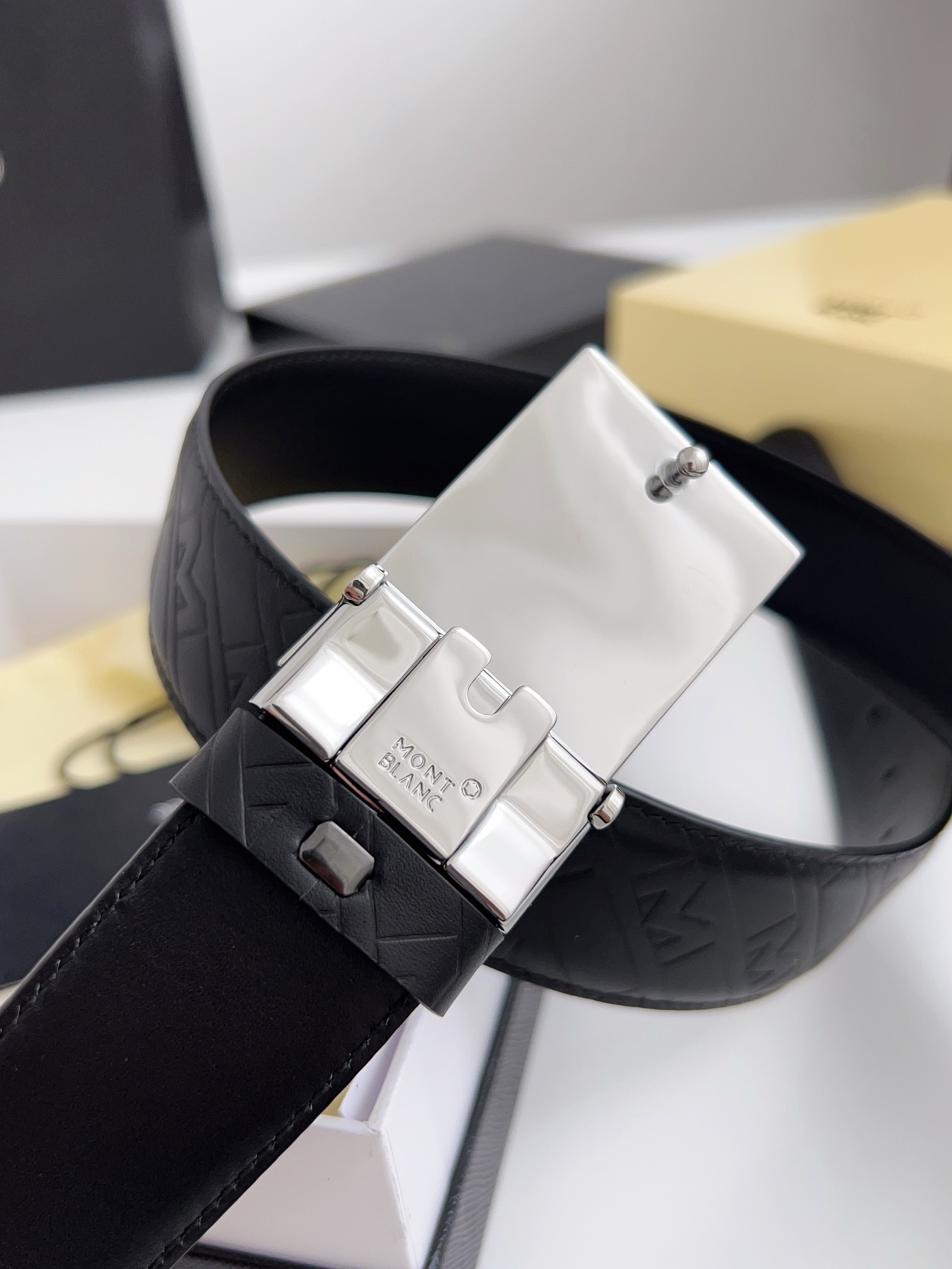 M*ontblanc Belts Top Quality