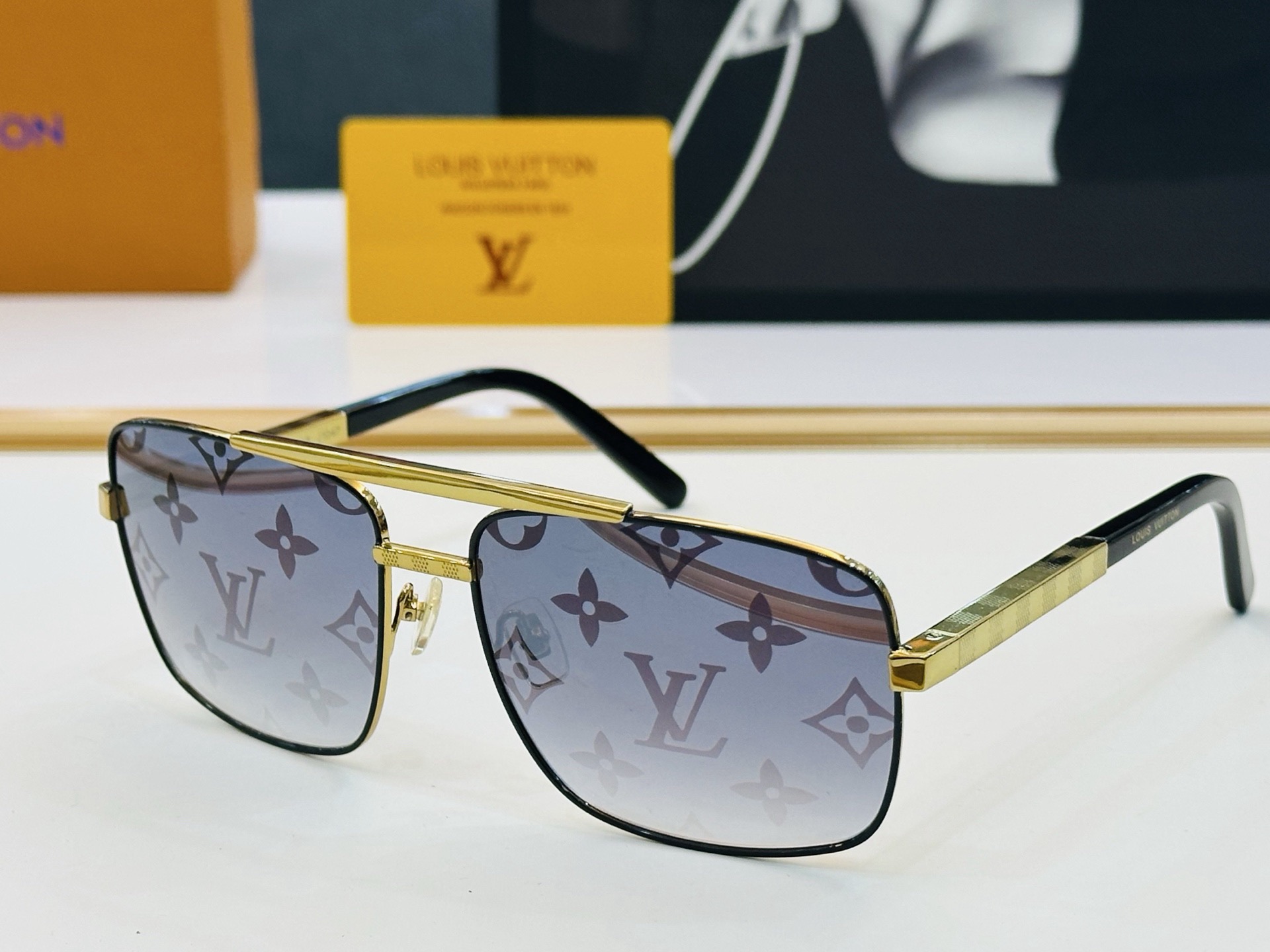 L*ouis V*uitton Glasses