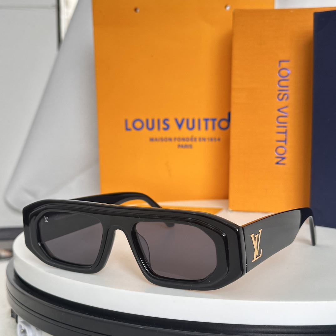 L*ouis V*uitton Glasses