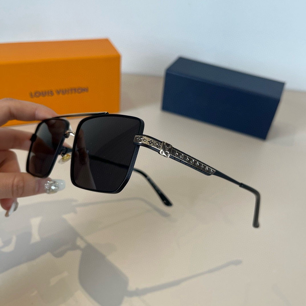 L*ouis V*uitton Glasses