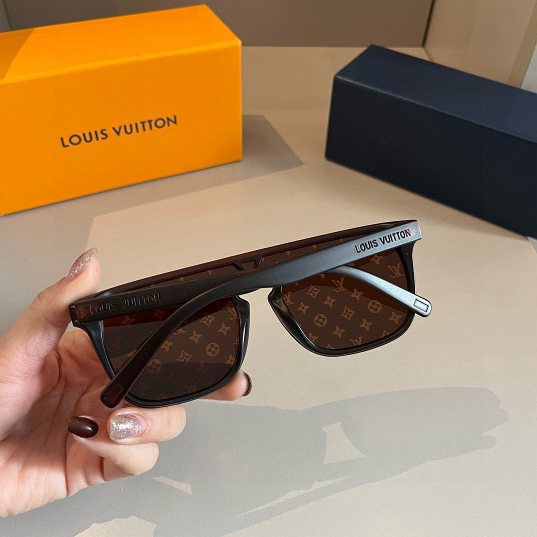 L*ouis V*uitton Glasses