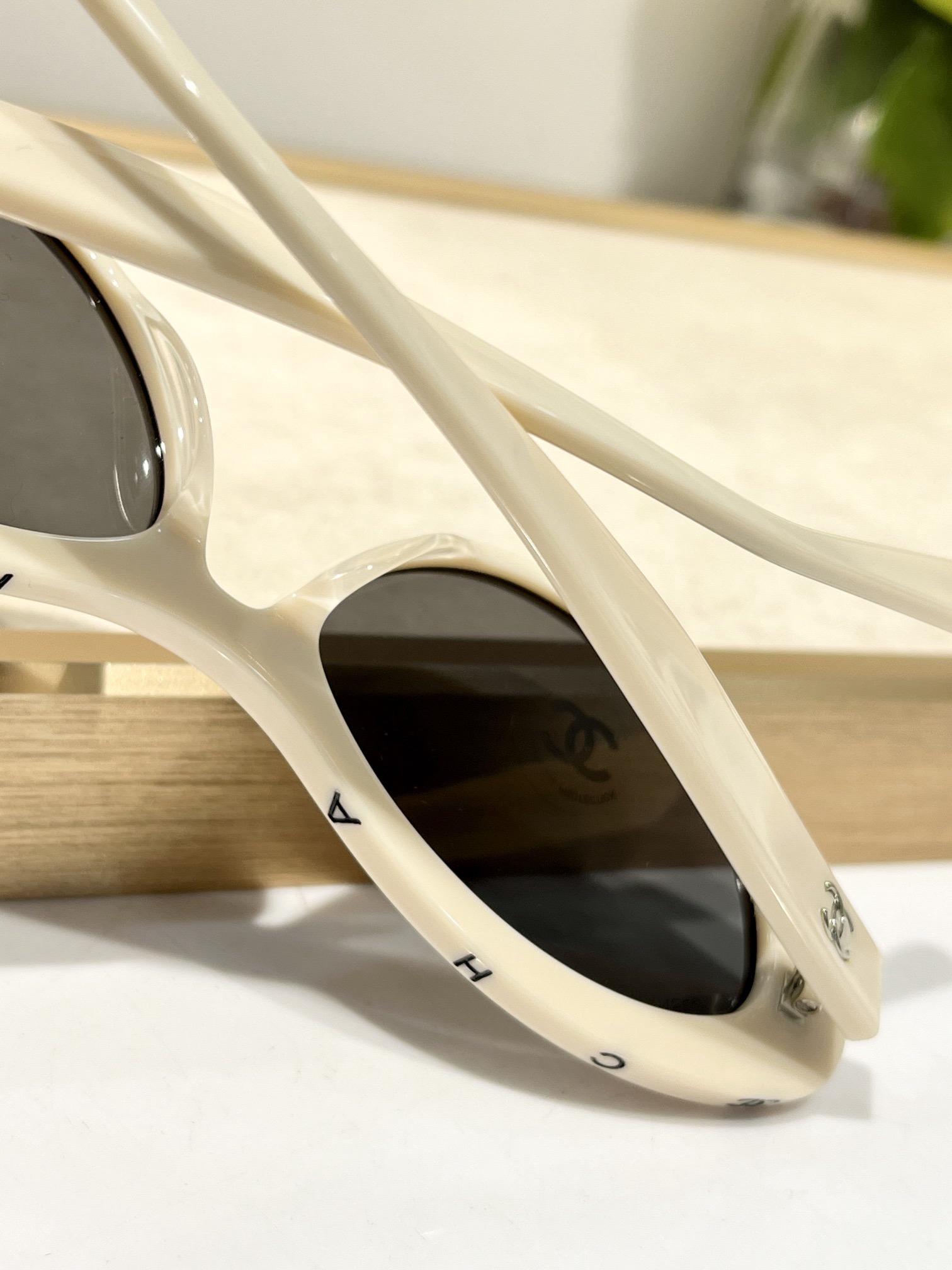 Top Quality C*hanel Glasses