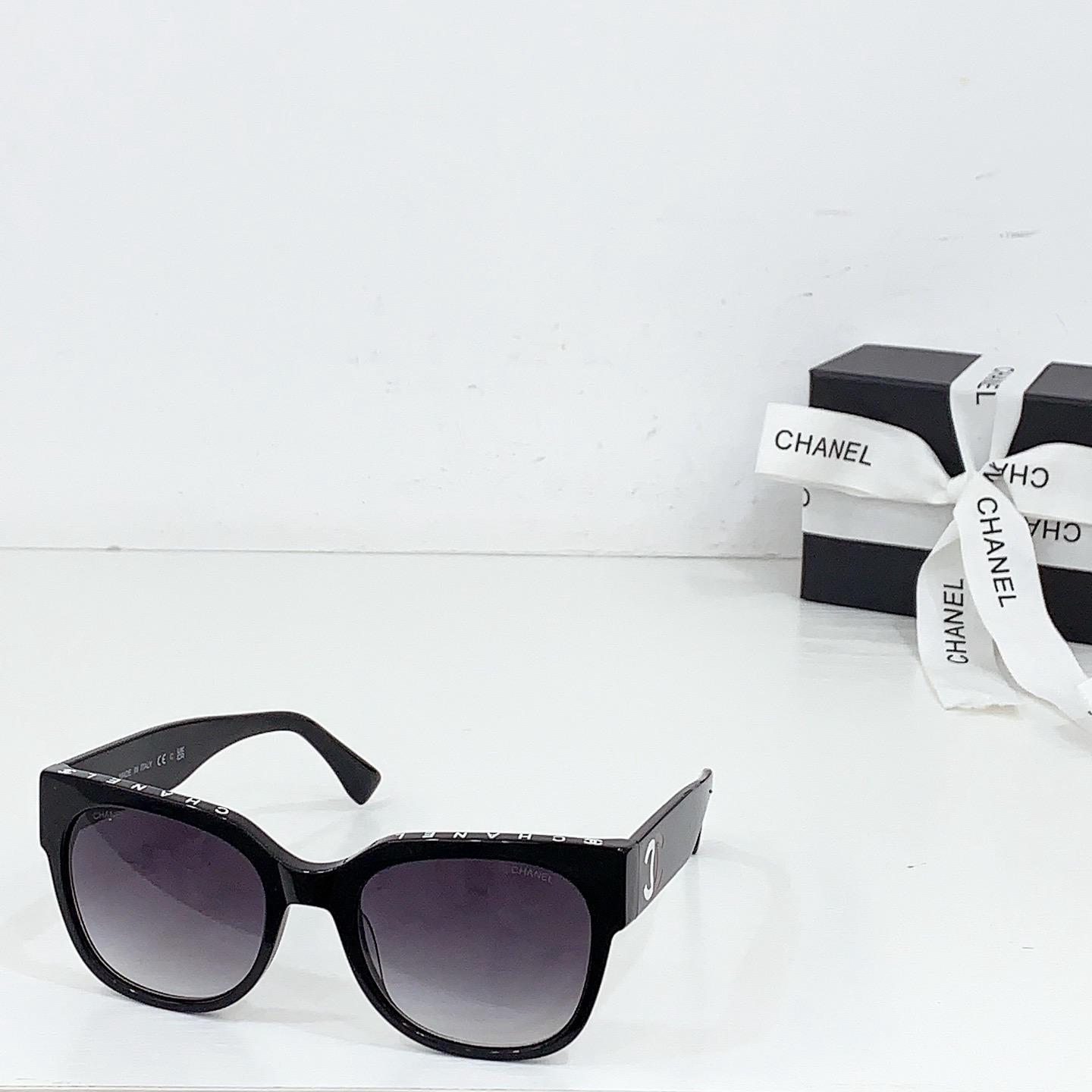 Top Quality C*hanel Glasses