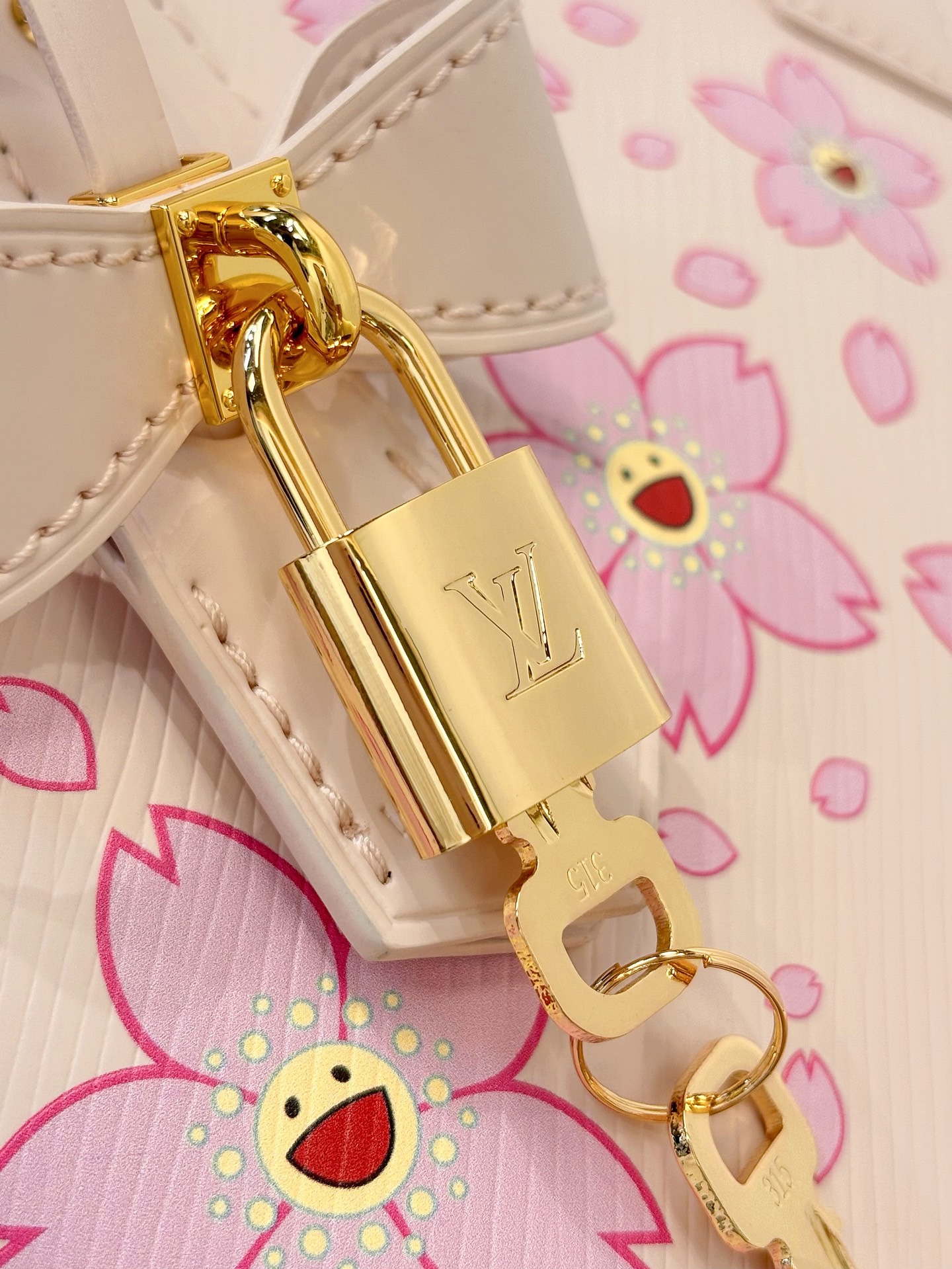 L*ouis V*uitton Top Bag