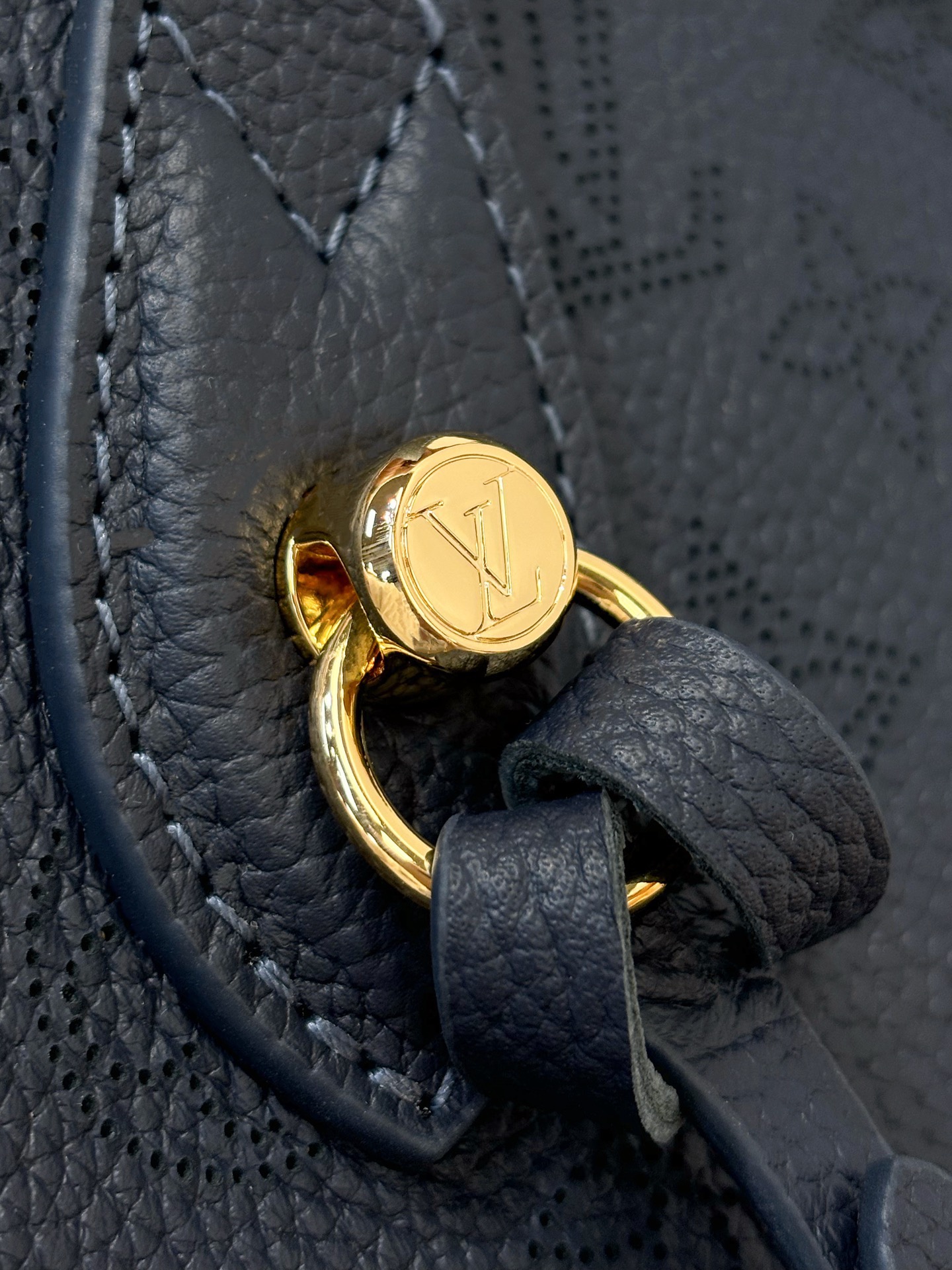 L*ouis V*uitton Top Bag