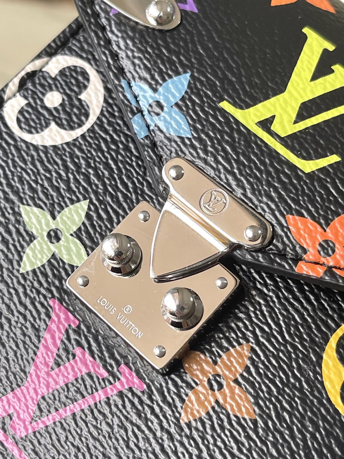 L*ouis V*uitton Top Bag