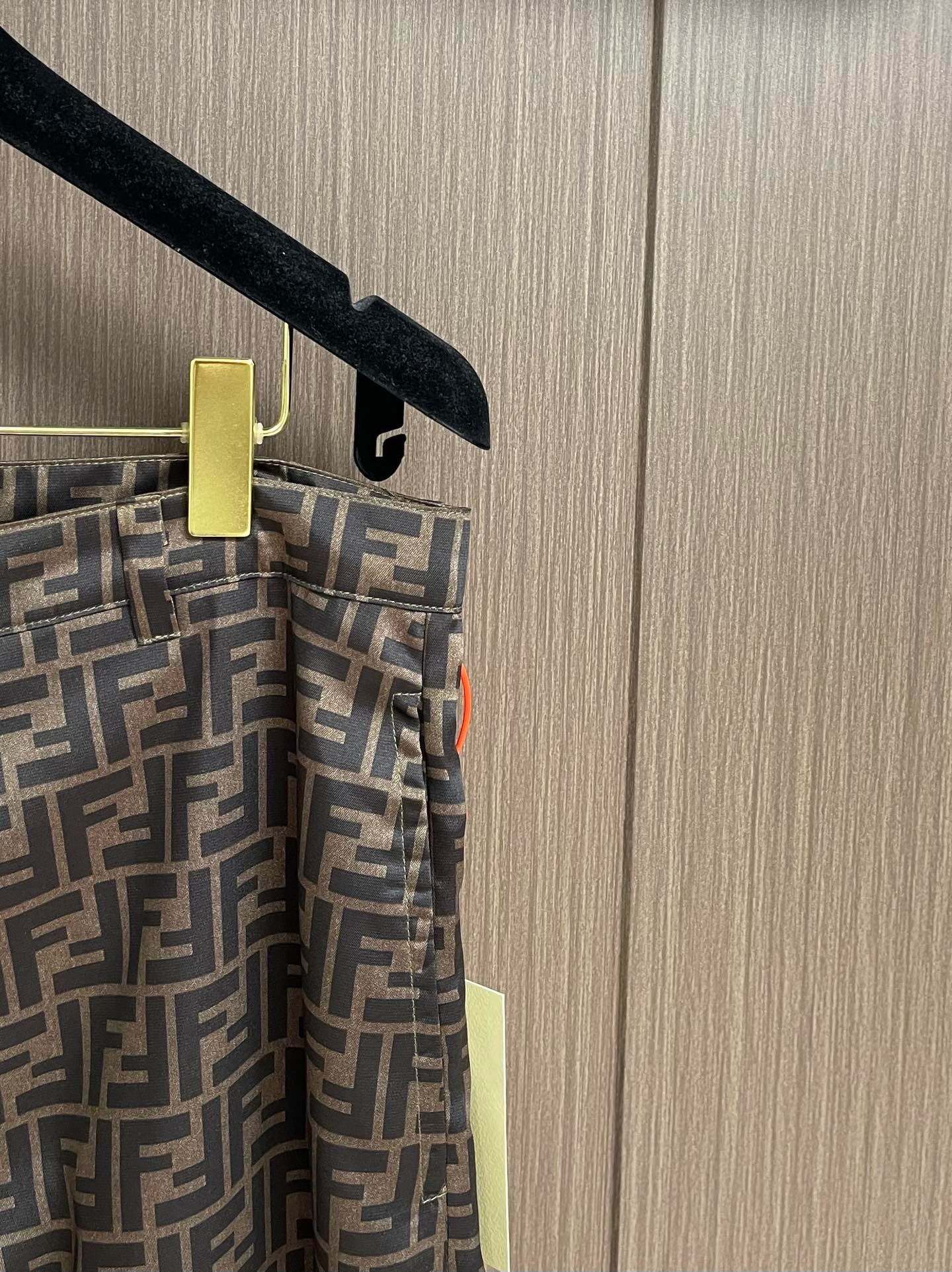 Men suits Top Quality