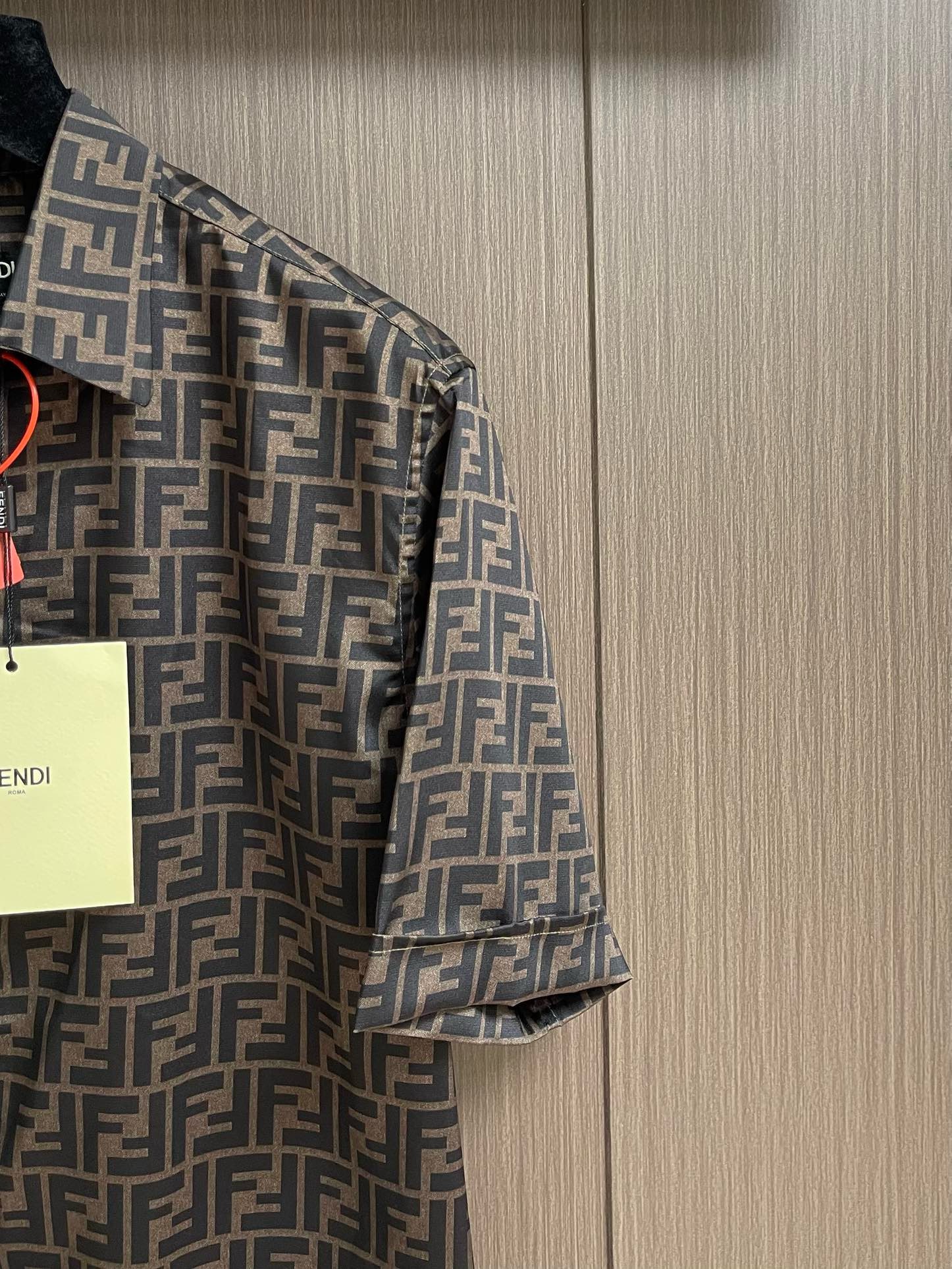 Men suits Top Quality