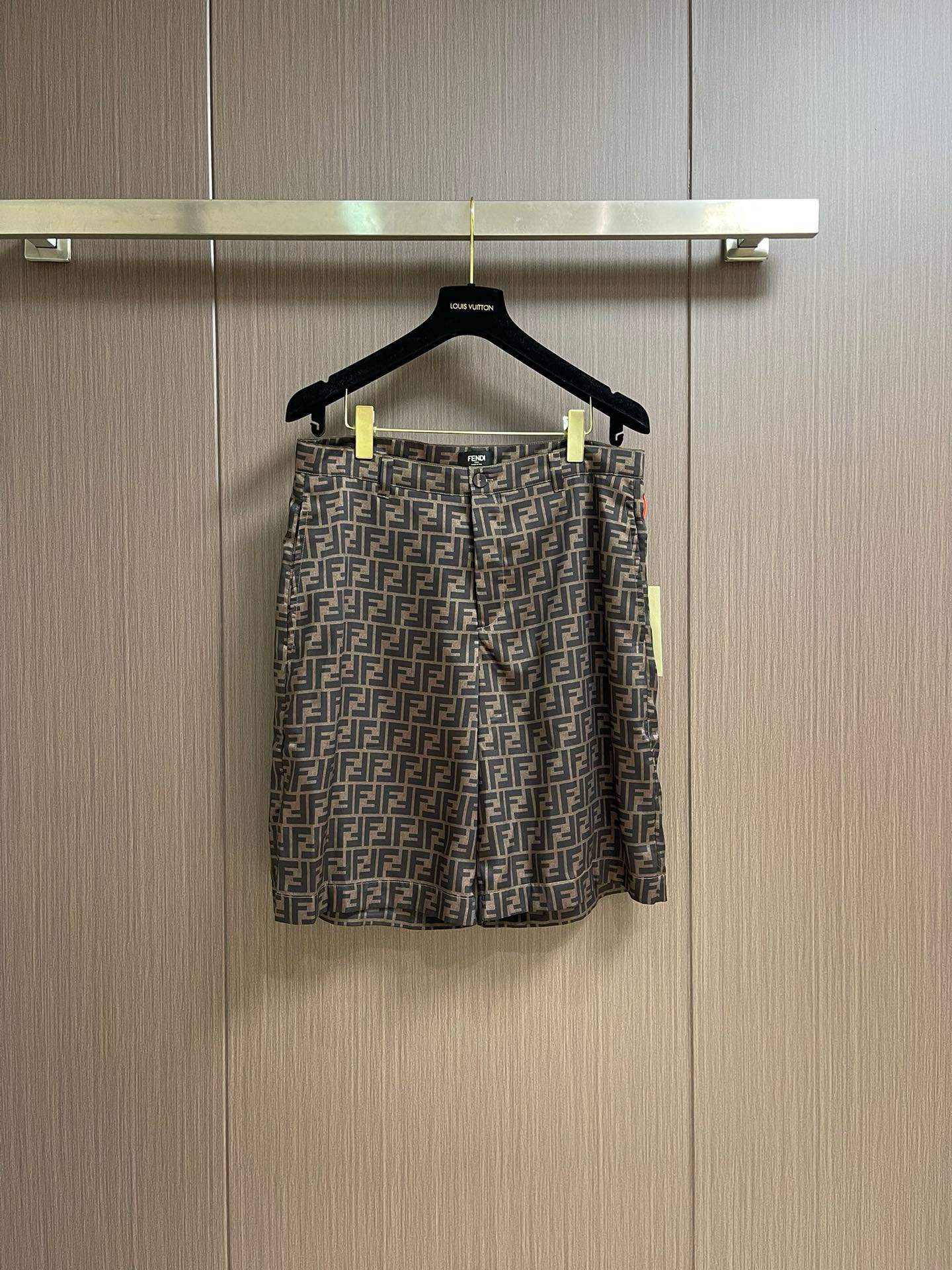 Men suits Top Quality