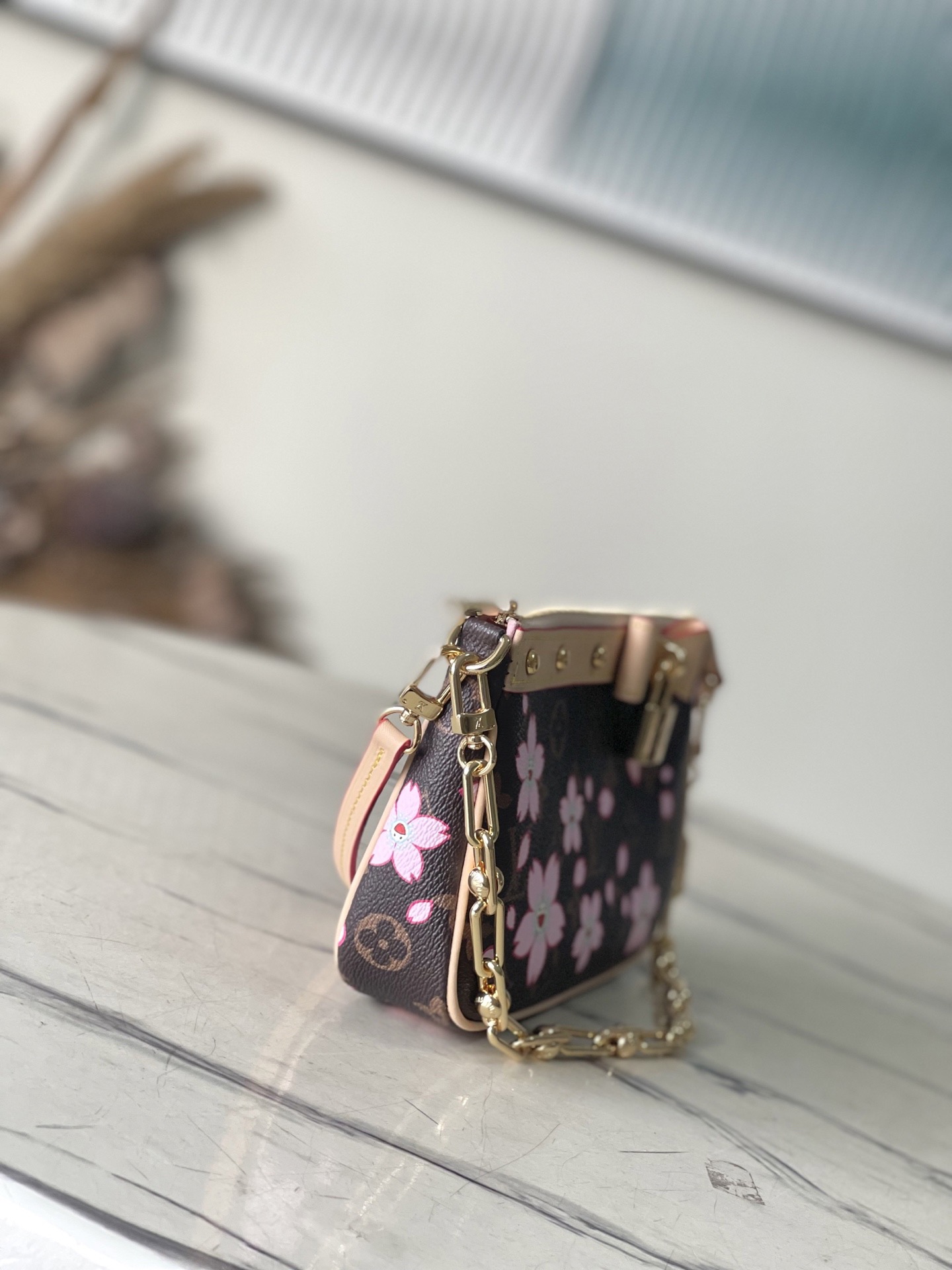 L*ouis V*uitton Top Bag