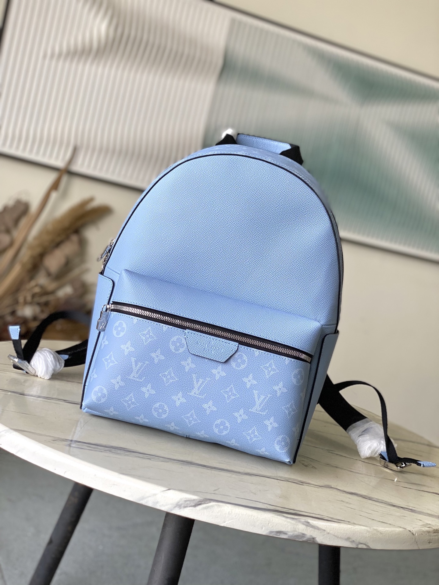 L*ouis V*uitton Top Bag